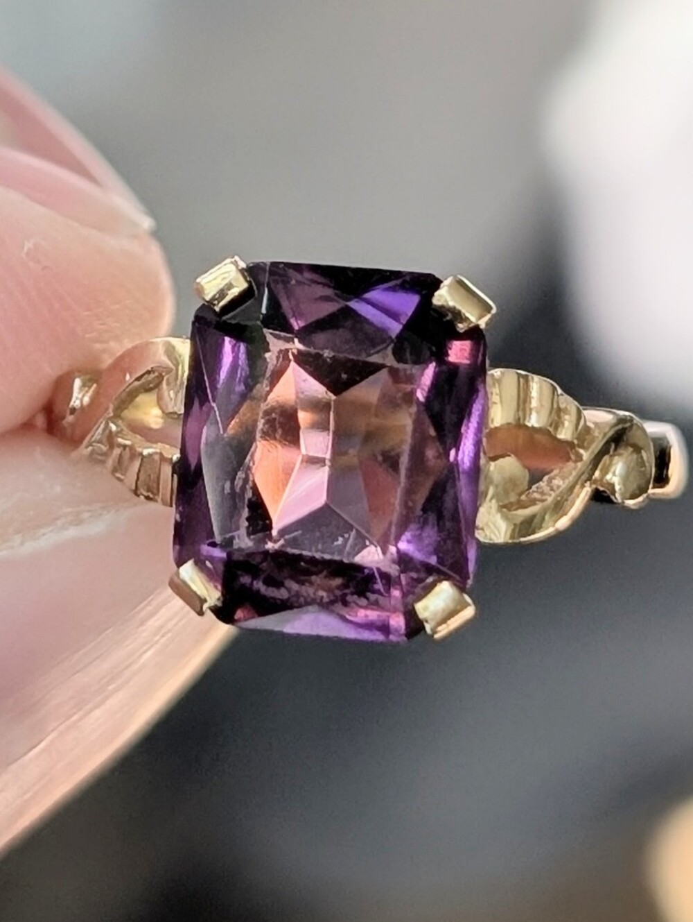 Antique 10K Gold Emerald Cut Amethyst Cocktail Ring